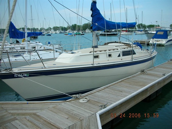 2012 Jeanneau 37  379 Sailboats