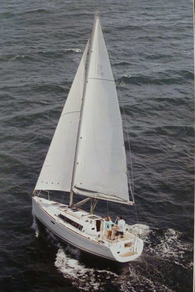 2009 Beneteau 31 Oceanis Sailboats